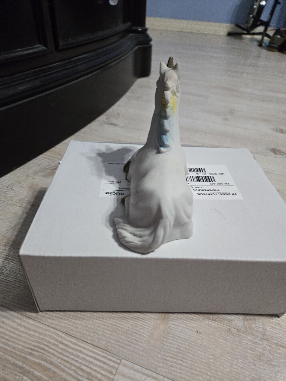 Vintage Ceramic Unicorn Figurine - Picture 4 of 5
